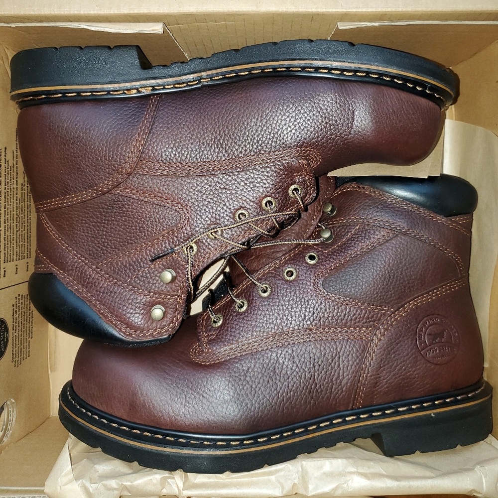 *SOLD* Red Wing/Irish Setter boots